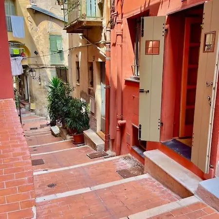 דירה Charmants 2 Pieces, Vielle Ville, Clim