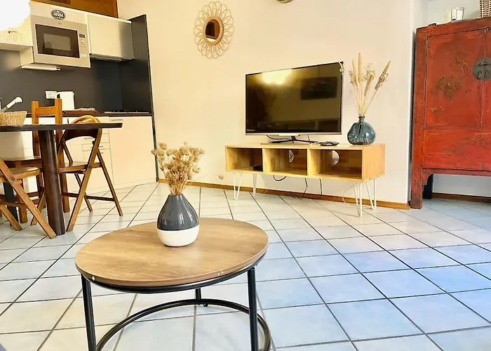 Charmants 2 Pieces, Vielle Ville, Clim Ментона